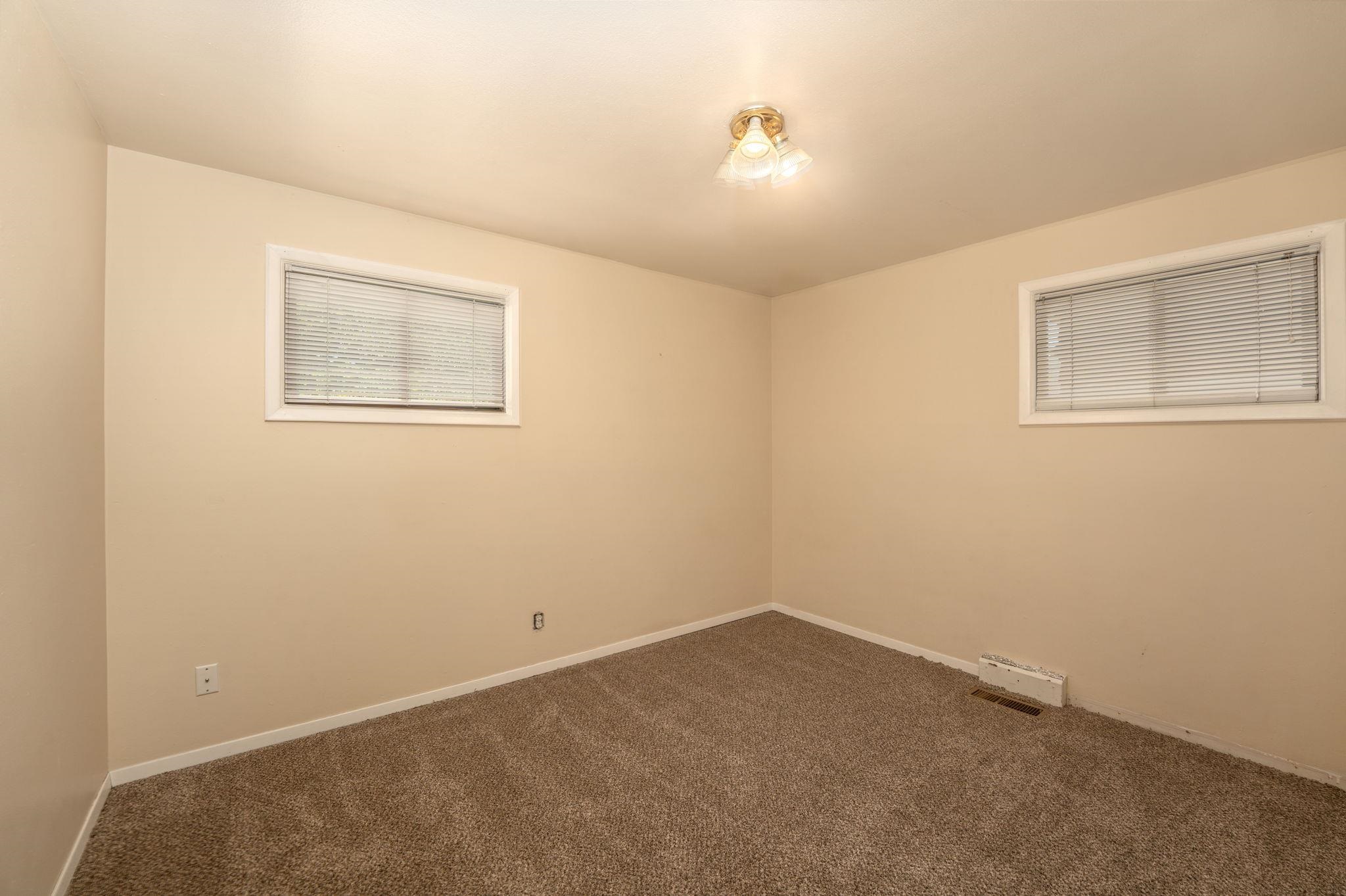 5724 North Nevada Street Spokane, WA 99208 - Photo 24 of 33