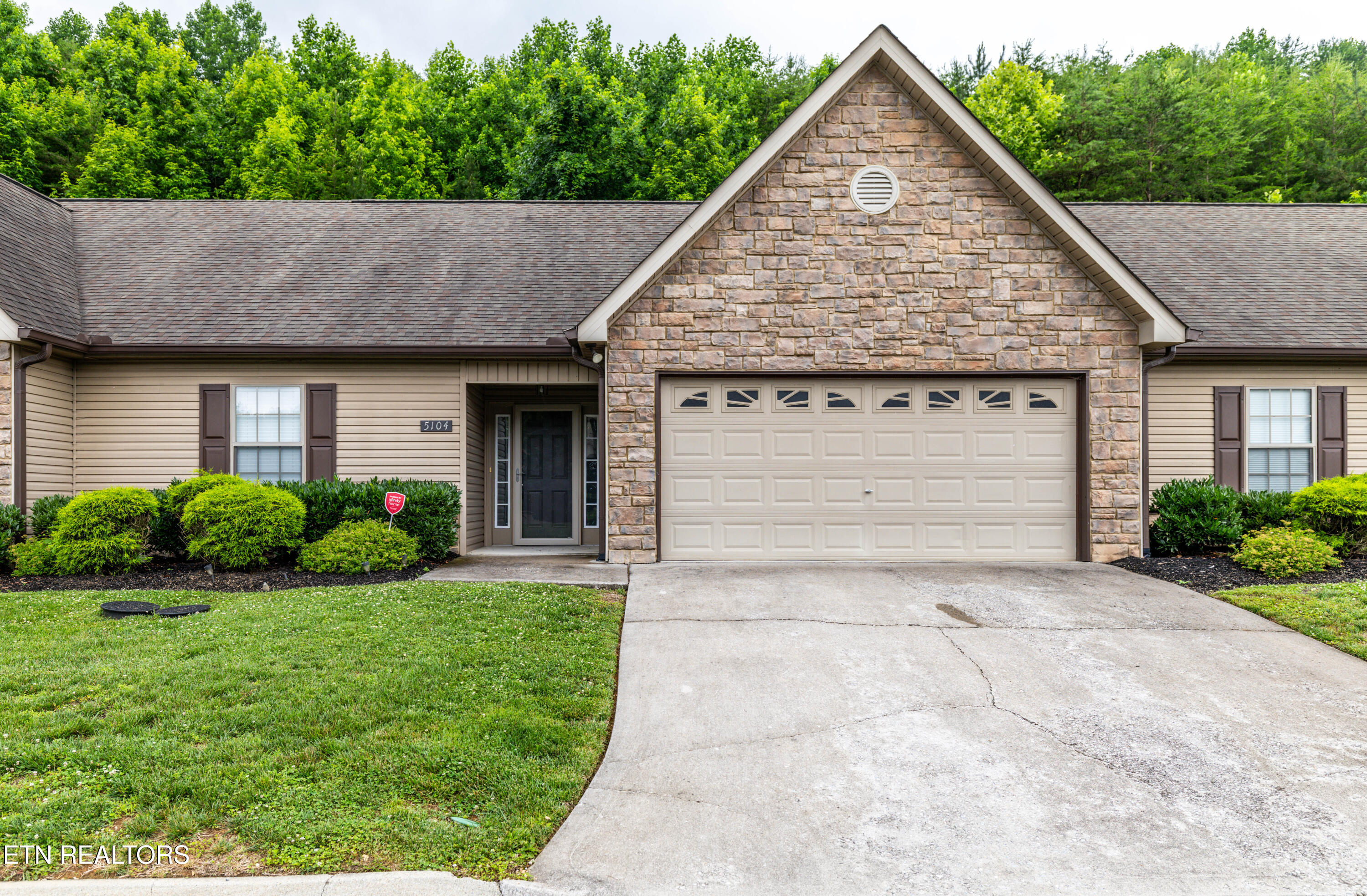 5104 Cates Bend Way Powell, TN 37849 - Photo 9 of 37 755A4276