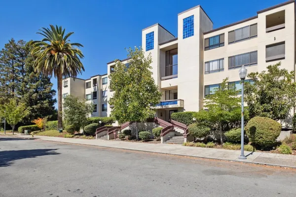 $998,000 | 410 Sheridan Avenue, Unit 444, Palo Alto, CA 94306