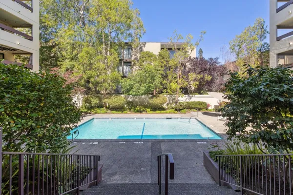 $998,000 | 410 Sheridan Avenue, Unit 444, Palo Alto, CA 94306