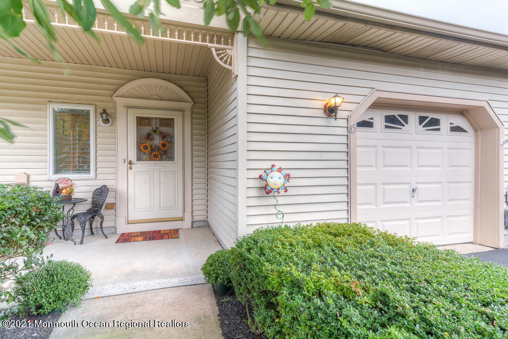 45 Riva Boulevard Brick, NJ 08723 - Photo 3 of 34 Cute front porch