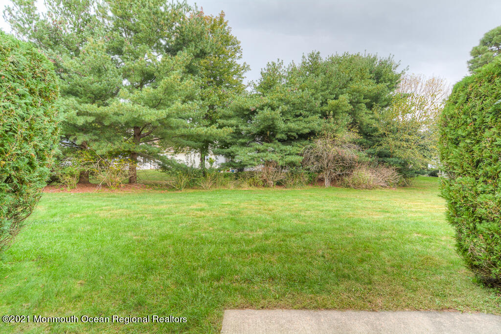 45 Riva Boulevard Brick, NJ 08723 - Photo 21 of 34 Lovely yard!
