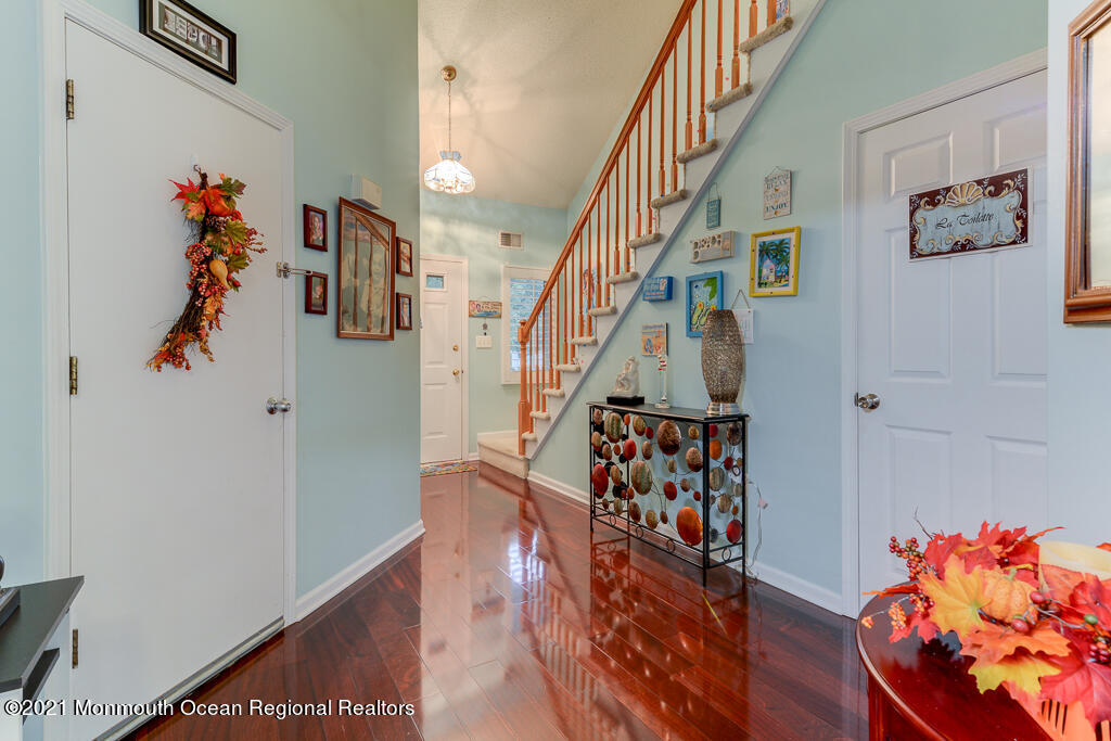 45 Riva Boulevard Brick, NJ 08723 - Photo 5 of 34 Two story living