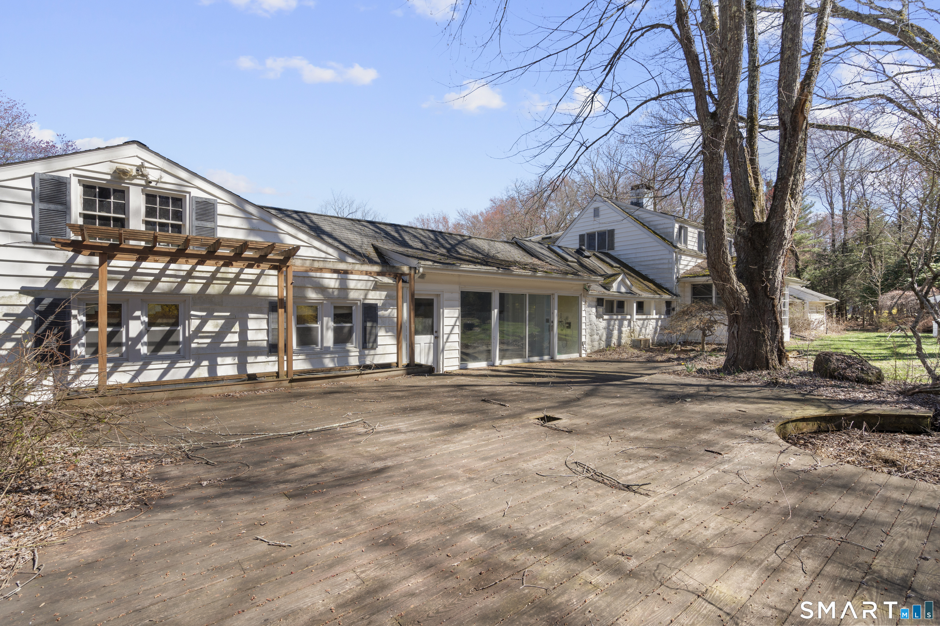 835 Monroe Turnpike Monroe, CT 06468 - Photo 3 of 39