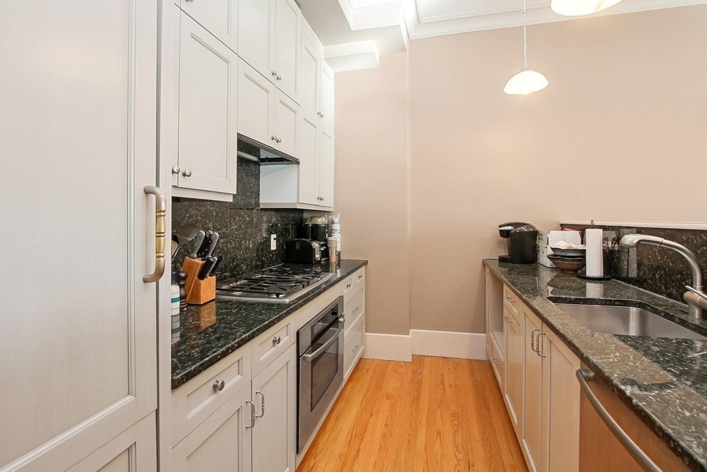 88 Beacon Street, Unit 5 Boston, MA 02108 - Photo 4 of 14