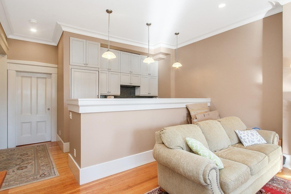 88 Beacon Street, Unit 5 Boston, MA 02108 - Photo 8 of 14