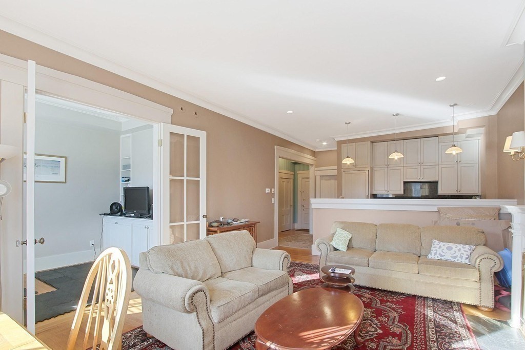 88 Beacon Street, Unit 5 Boston, MA 02108 - Photo 9 of 14