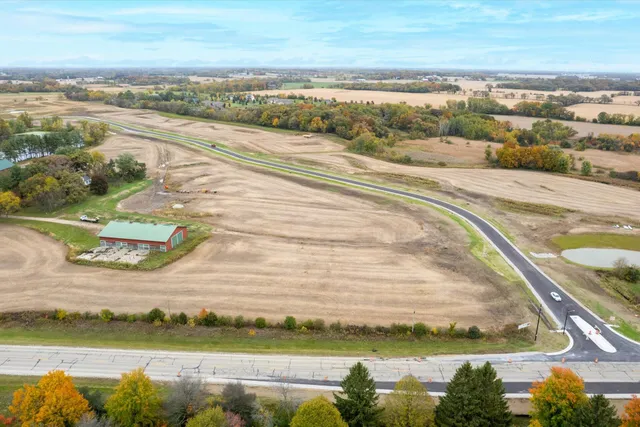 $169,900 | 985 Beere Lane, Burlington, WI 53105