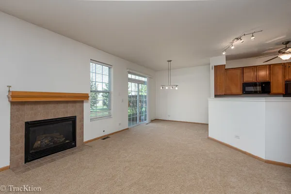 $2,200 | 104 Concord Drive South, Oswego, IL 60543