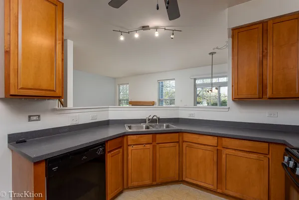 $2,200 | 104 Concord Drive South, Oswego, IL 60543