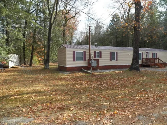 $2,150 | 2337 2nd Nh Turnpike, Deering, NH 03244