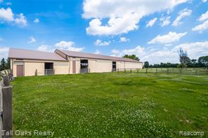 79330 Capac Road Armada, MI 48005 - Photo 17 of 43 Gallery Image 17