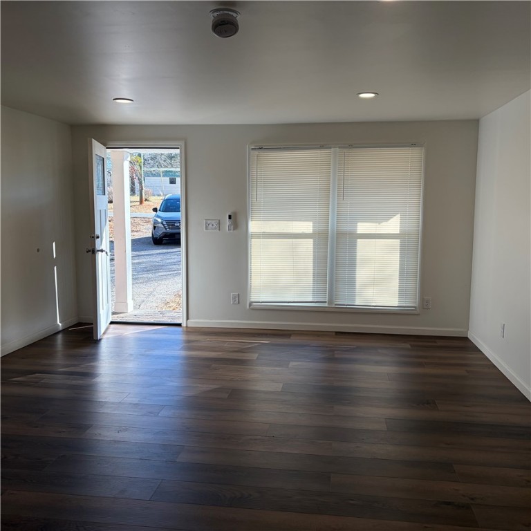 157 Burnt Tanyard Road West Union, SC 29696 - Photo 3 of 9