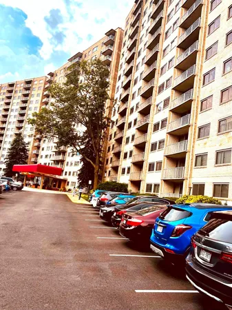 $3,200 | 2500 North Van Dorn Street, Unit 401, Alexandria, VA 22302