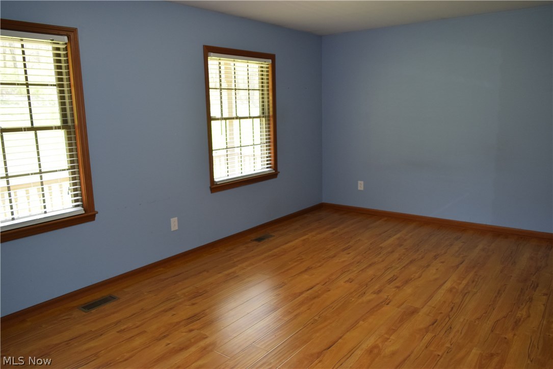 17897 Miles Road Newark, OH 43056 - Photo 8 of 18 Gallery Image 8