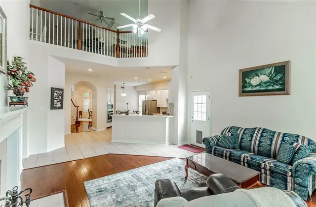 $3,400 | 3920 Autumn Lane, Bedford, TX 76021