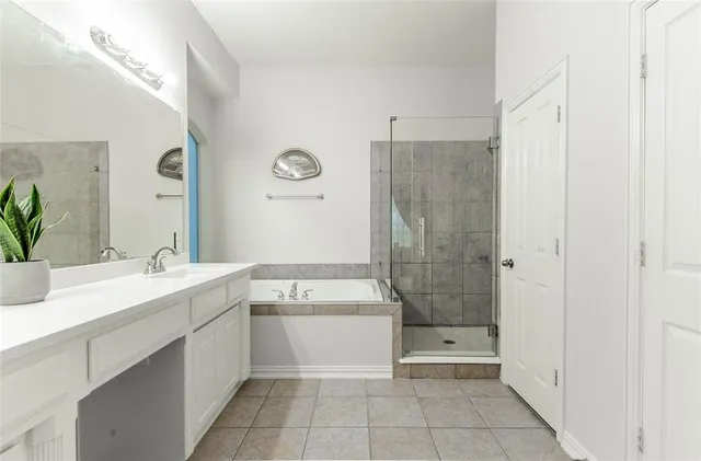 $3,400 | 3920 Autumn Lane, Bedford, TX 76021