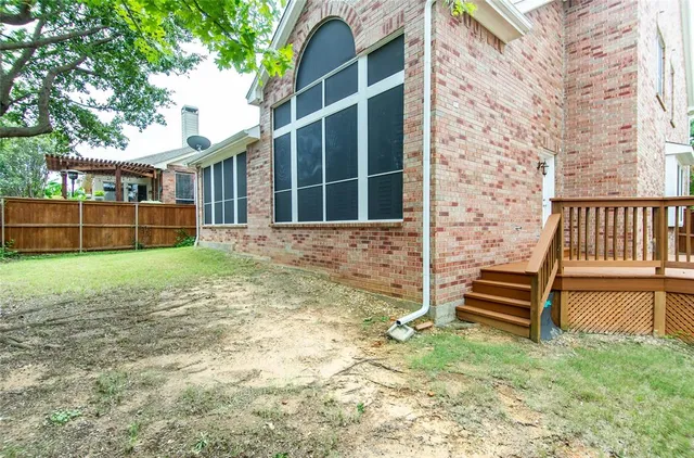 $3,400 | 3920 Autumn Lane, Bedford, TX 76021
