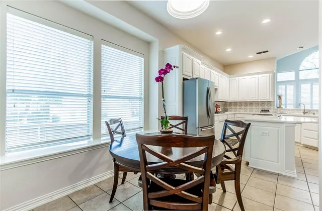 $3,400 | 3920 Autumn Lane, Bedford, TX 76021