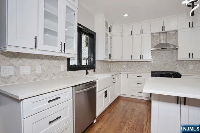 $975,000 | 21 East Clinton Avenue, Bergenfield, NJ 07621