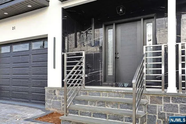 $975,000 | 21 East Clinton Avenue, Bergenfield, NJ 07621