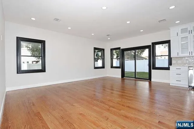 $975,000 | 21 East Clinton Avenue, Bergenfield, NJ 07621