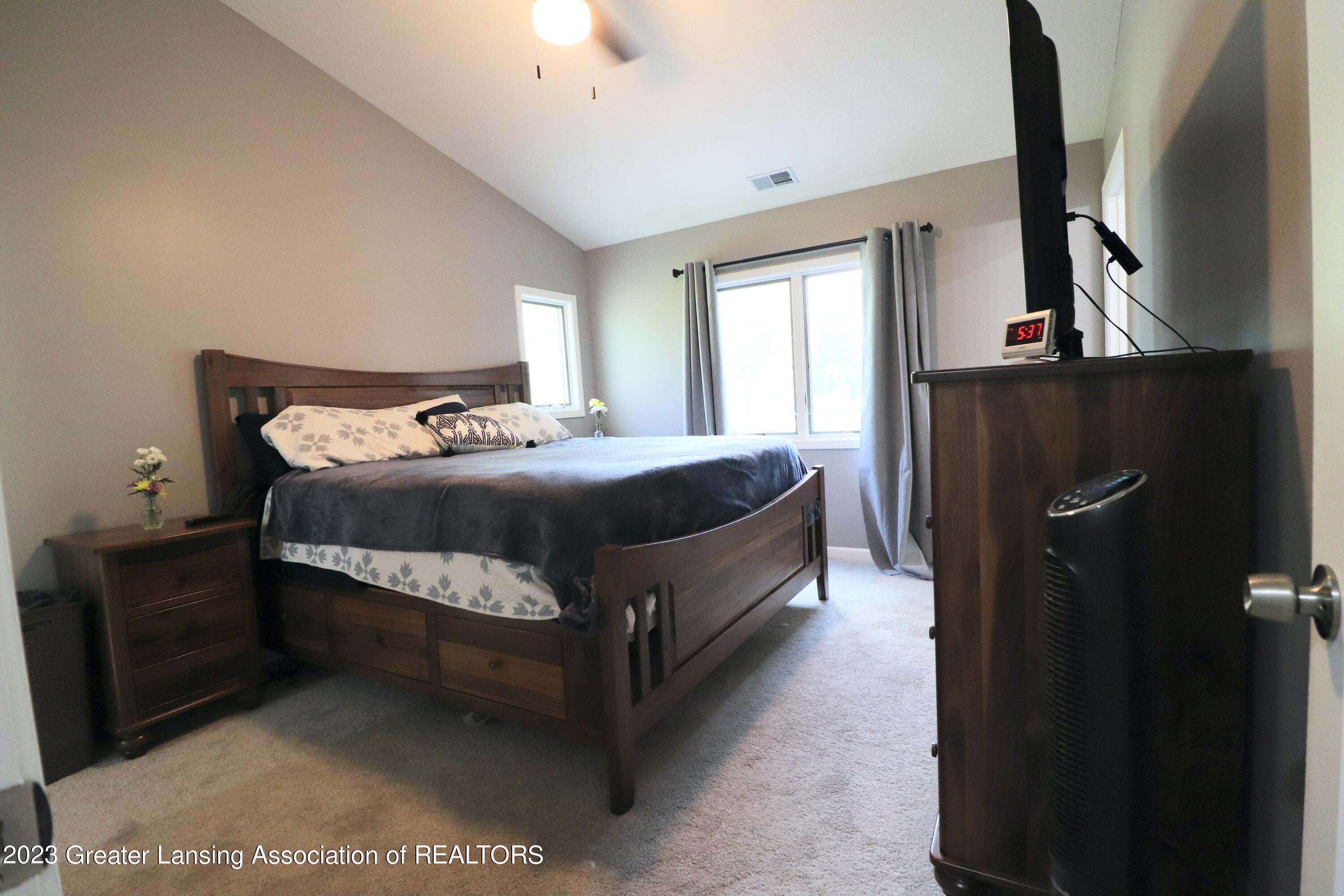 2324 Raby Road East Lansing, MI 48823 - Photo 20 of 34 362972E9-2C6A-4EE3-A53D-C408CD012C1B_1_2