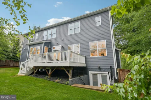 $2,400,000 | 2336 North Oak Street, Falls Church, VA 22046