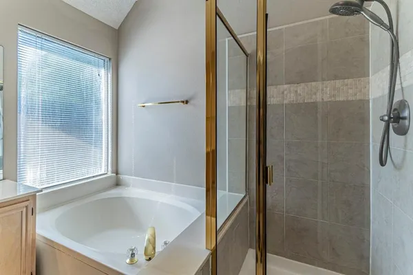 $350,000 | 4500 Fargo Drive, Grand Prairie, TX 75052