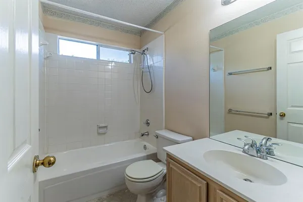 $350,000 | 4500 Fargo Drive, Grand Prairie, TX 75052