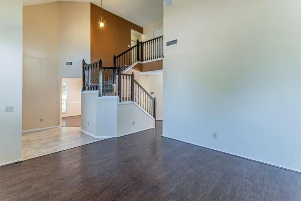 $350,000 | 4500 Fargo Drive, Grand Prairie, TX 75052