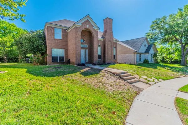 $350,000 | 4500 Fargo Drive, Grand Prairie, TX 75052
