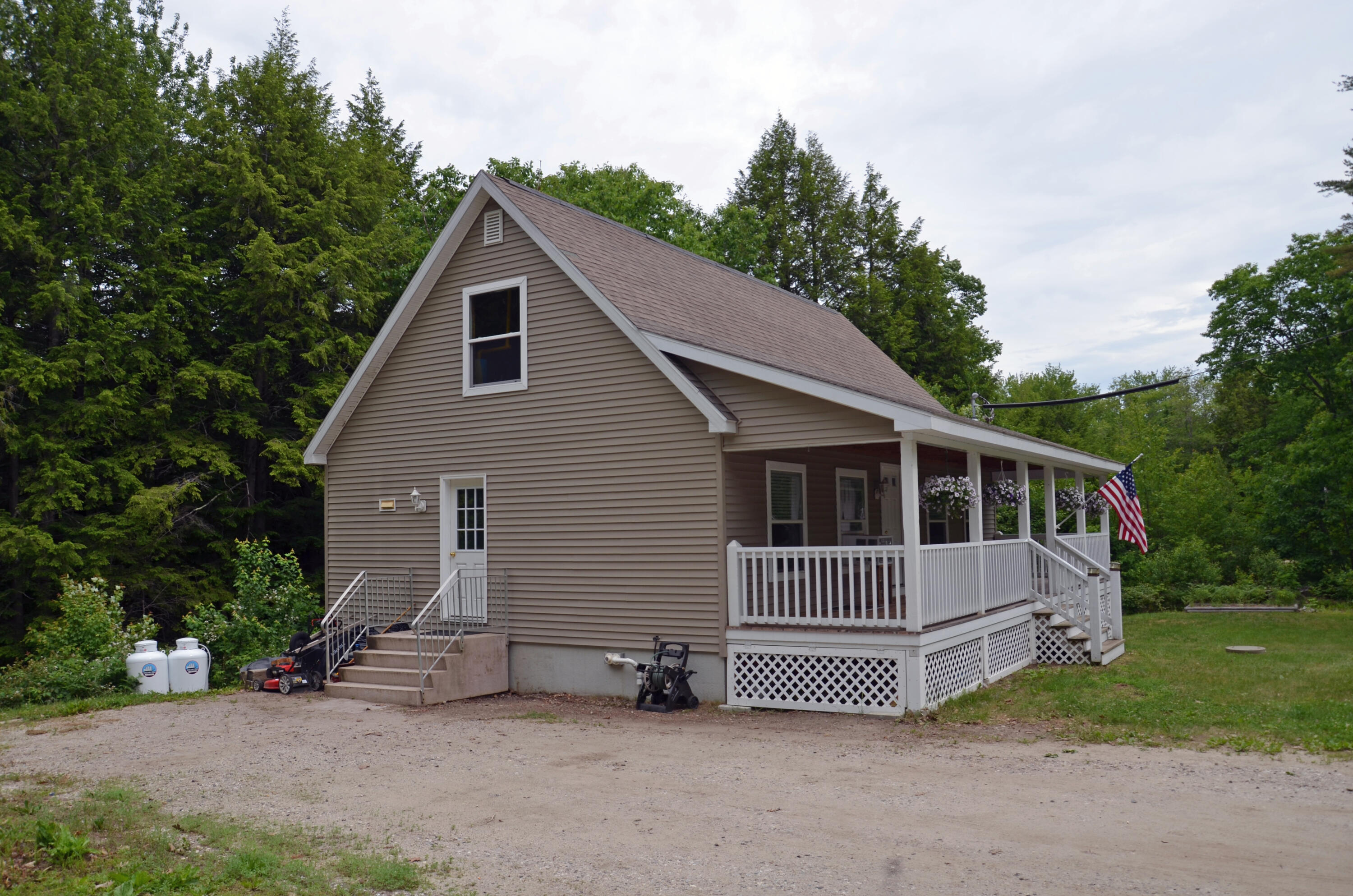 19 Hatch Road Lisbon, ME 04250 - Photo 7 of 43 2021-06-13 19.02.38