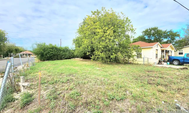 $34,000 | 703 Northwest 34th Street, San Antonio, TX 78228