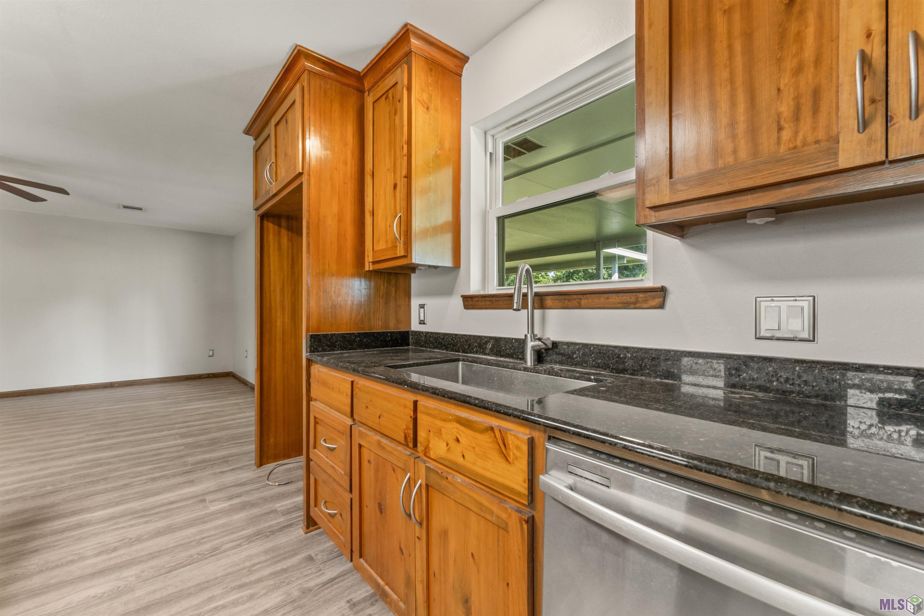 2901 Caroljack Drive Baton Rouge, LA 70816 - Photo 8 of 20