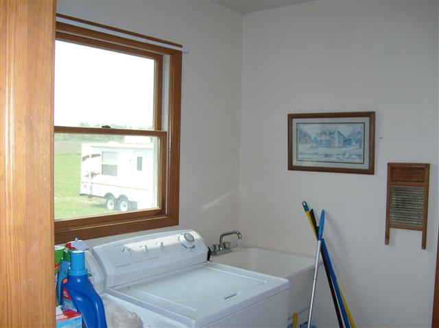 11627 Dunn Road Memphis, MI 48041 - Photo 21 of 21 31001455-20.JPG