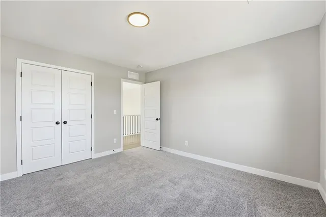 $526,489 | 11115 North Glenwood Avenue, Kansas City, MO 64157