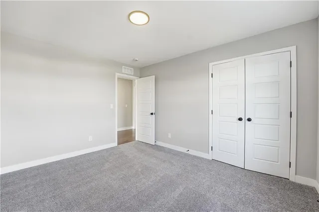 $526,489 | 11115 North Glenwood Avenue, Kansas City, MO 64157