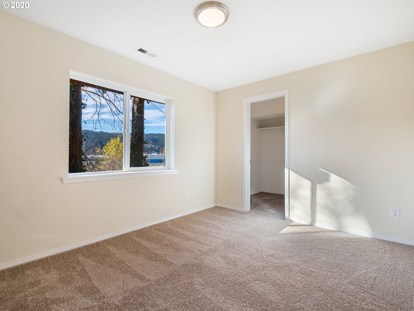 9924 North Decatur Street Portland, OR 97203 - Photo 13 of 32 Gallery Image 13