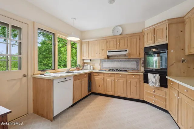 $1,360,000 | 28 Main Road, Tyringham, MA 01264