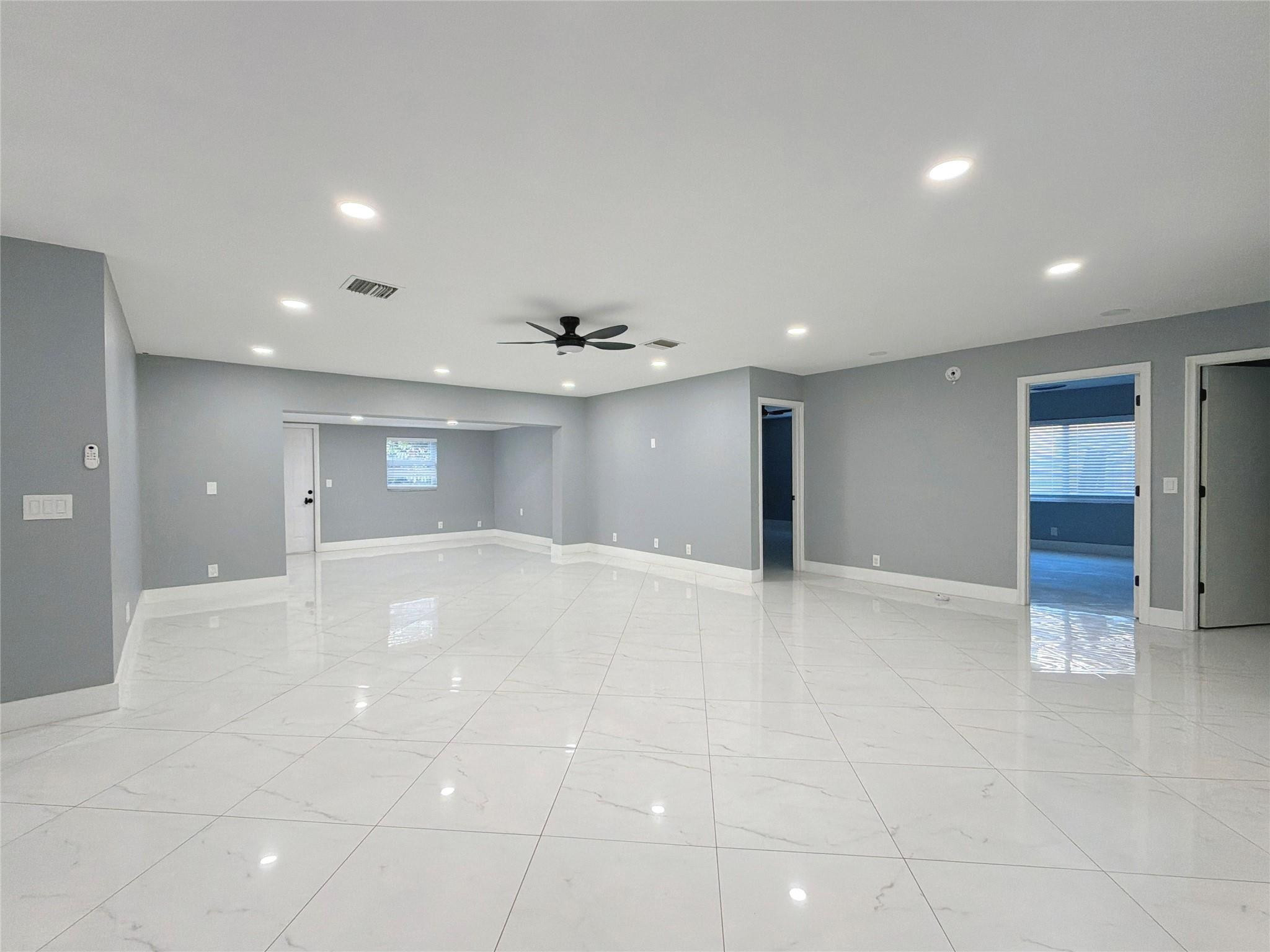 8971 Southwest 9th Street Boca Raton, FL 33433 - Photo 4 of 21 Photo 4