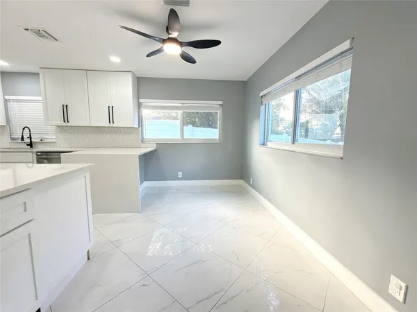 $3,600 | 8971 Southwest 9th Street, Boca Raton, FL 33433