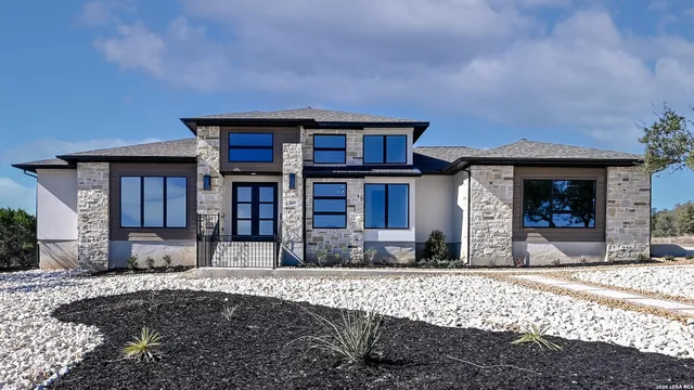 $1,199,900 | 207 Alder Lane, New Braunfels, TX 78132