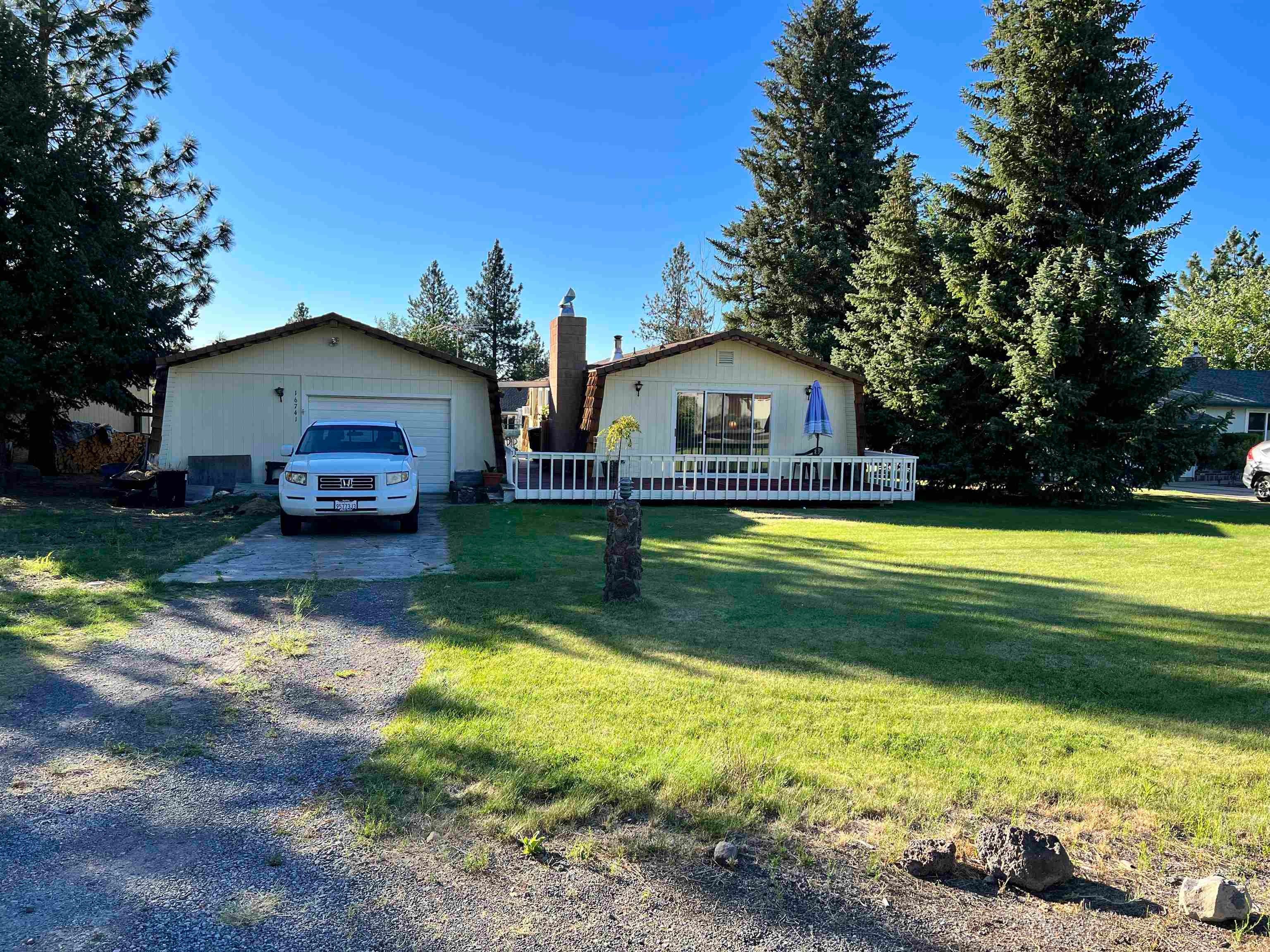 16741 Sanders Road Weed, CA 96094 - Photo 1 of 26 Gallery Image 1