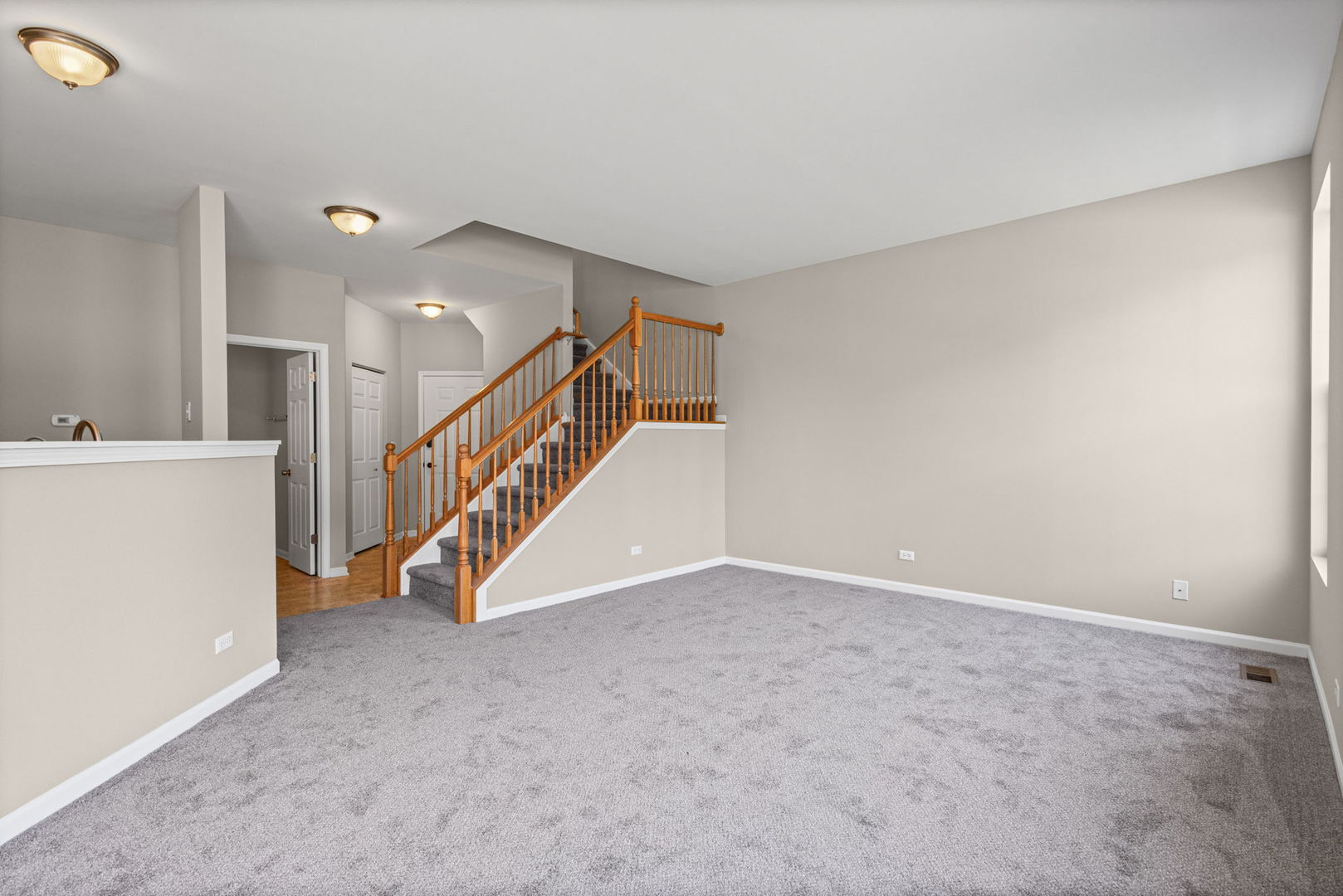 535 North Red Deer Road, Unit 535 Round Lake, IL 60073 - Photo 3 of 18