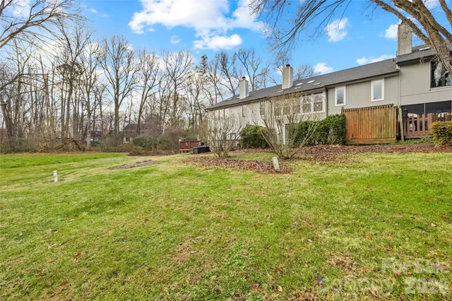 $320,000 | 1002 Kenilworth Court Northwest, Concord, NC 28027