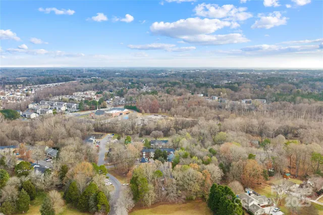$320,000 | 1002 Kenilworth Court Northwest, Concord, NC 28027
