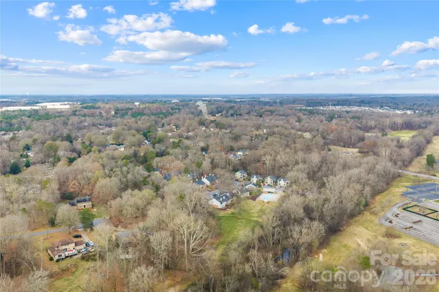 $320,000 | 1002 Kenilworth Court Northwest, Concord, NC 28027