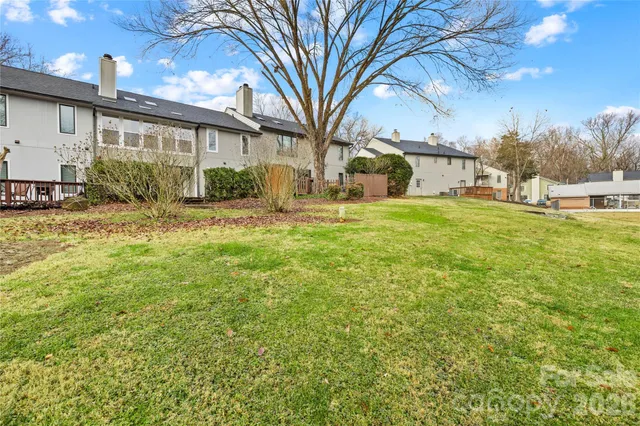 $320,000 | 1002 Kenilworth Court Northwest, Concord, NC 28027