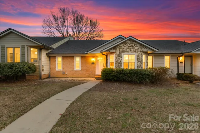 $320,000 | 1002 Kenilworth Court Northwest, Concord, NC 28027